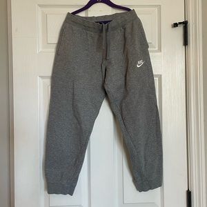 Girl’s Nike Grey Sportswear Club Fleece Girls' Pants Jogger Sweatpants